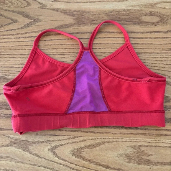lululemon Flow Y Nulu Bra Mesh Inside Key Pocket - Picture 4 of 7